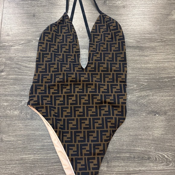 Fendi Swimsuit Size Small Never Worn - Picture 2 of 4